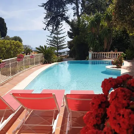 Silhouette Apartman Cap d'Ail
